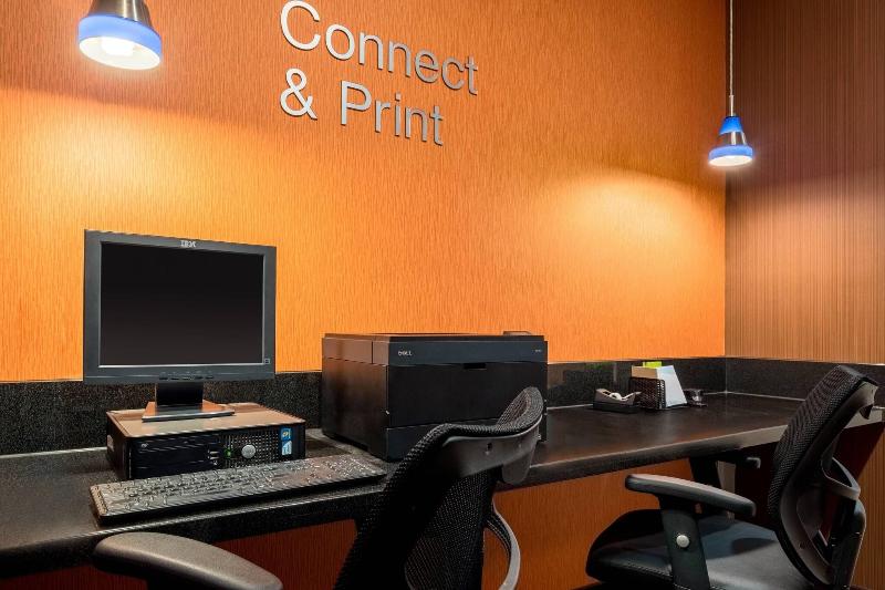 בית מלון כפרי Fairfield Inn & Suites Stevens Point
