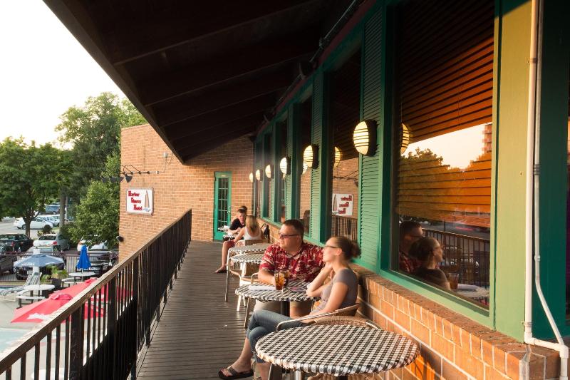 בית מלון כפרי Harbor Shores On Lake Geneva