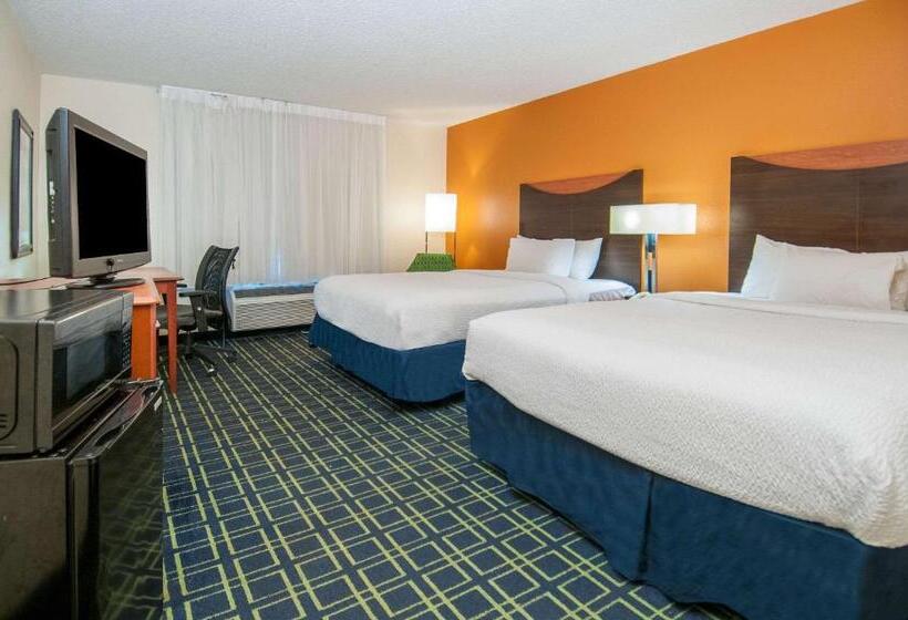 בית מלון כפרי Quality Inn & Suites