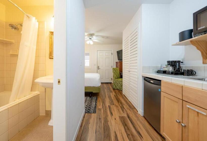 호텔 The Inn On Pine