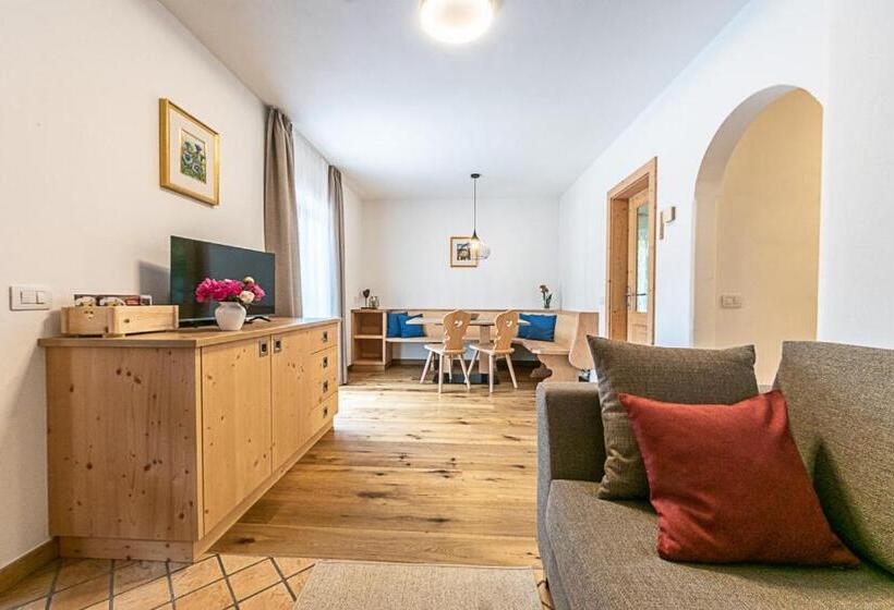בית מלון כפרי Agriturismo Corjel