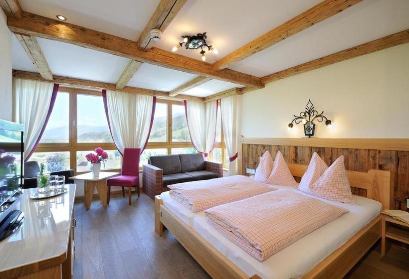 هتل Herrschaftstaverne