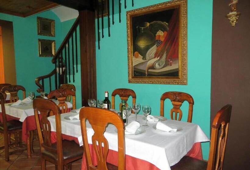 Hostal Restaurante Reina