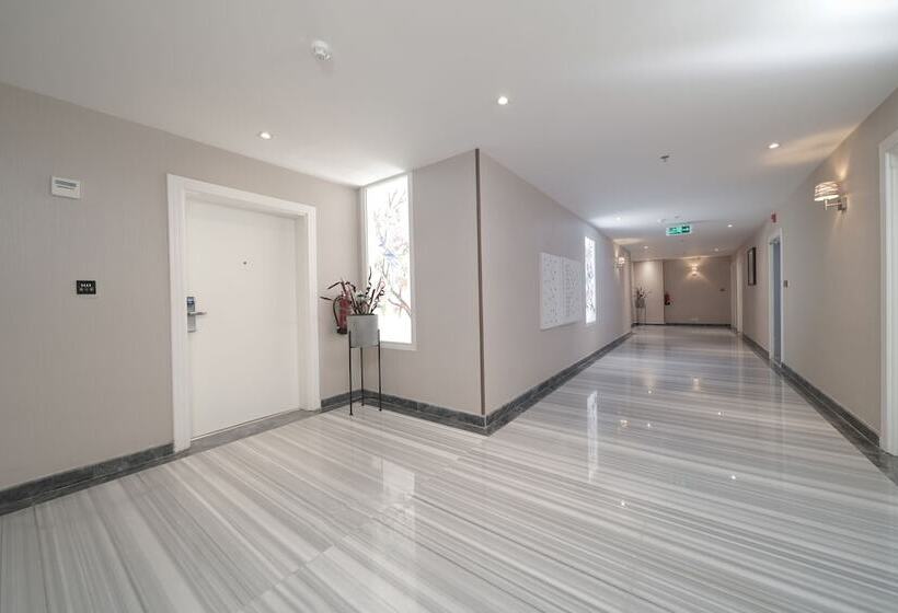 هتل Swiss In Park Tabuk