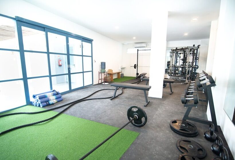 Seaesta Komodo Hostel &