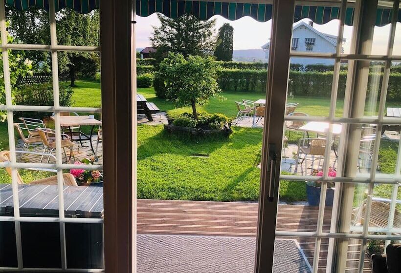 여관 Skaslien Hotel & Guesthouse