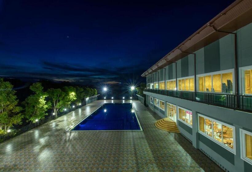 هتل Sky View Resort Buriram