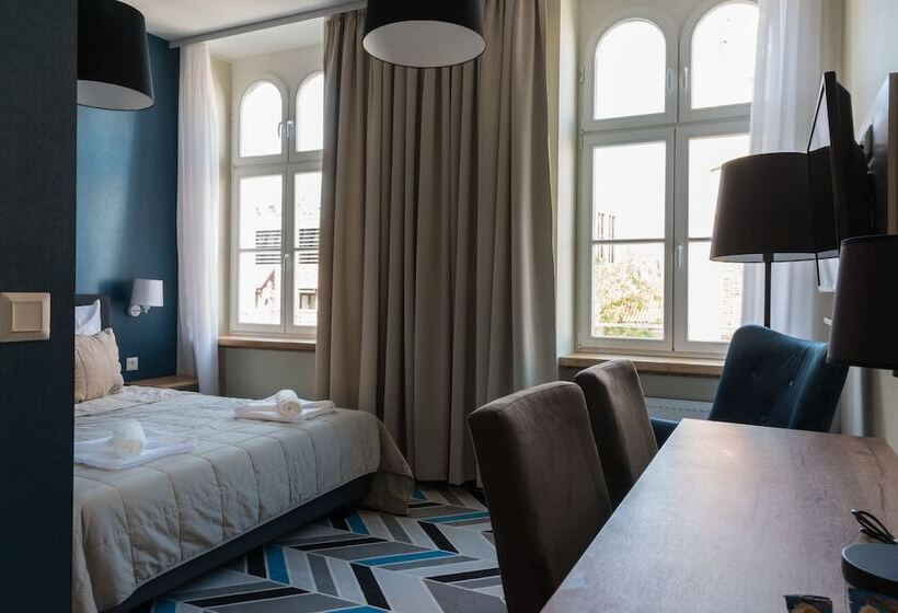 هتل Traffic Wrocław Stare Miasto