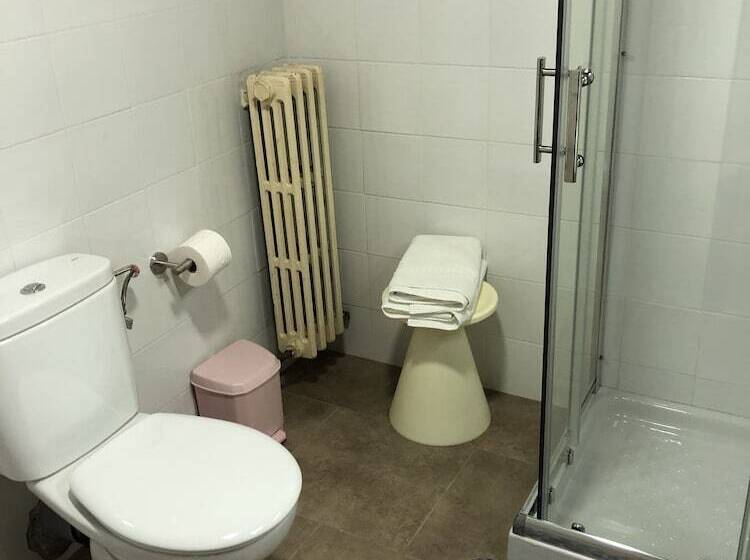 פנסיון Hostal Di Verena