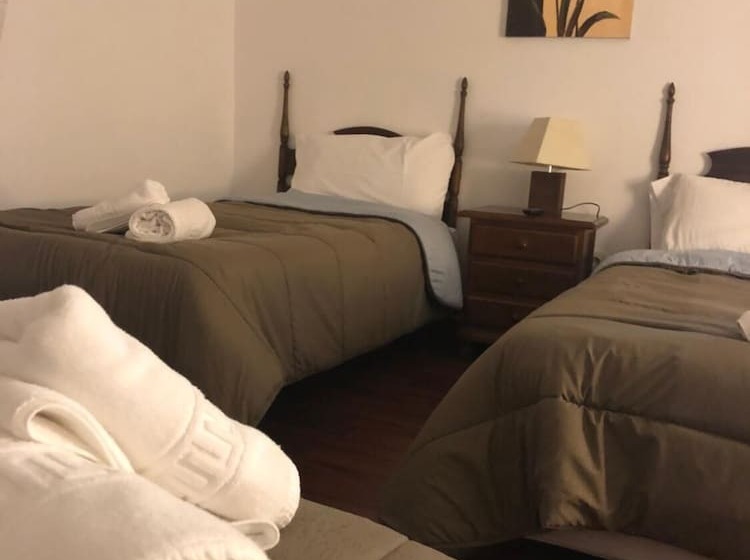 פנסיון Hostal Di Verena