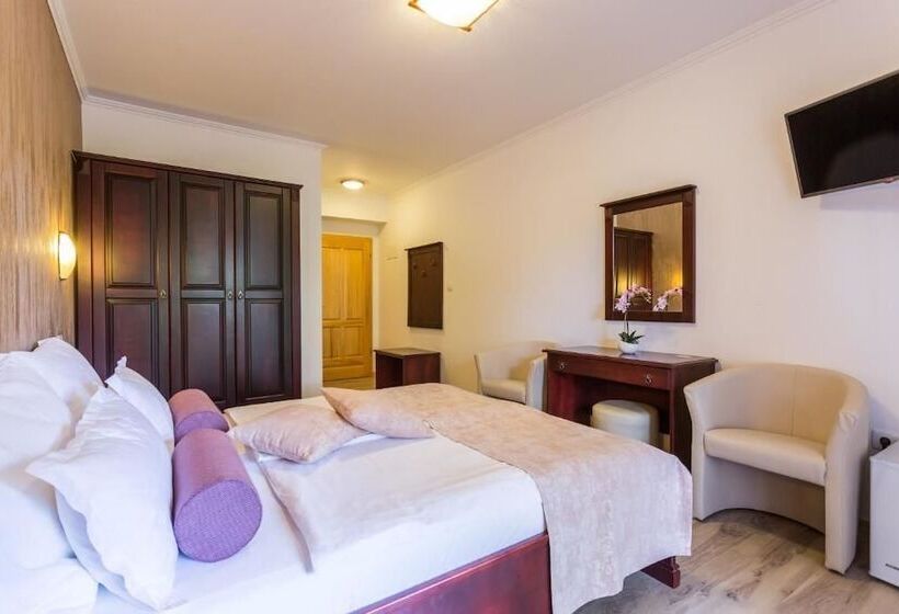 پانسیون Villa Milcetic