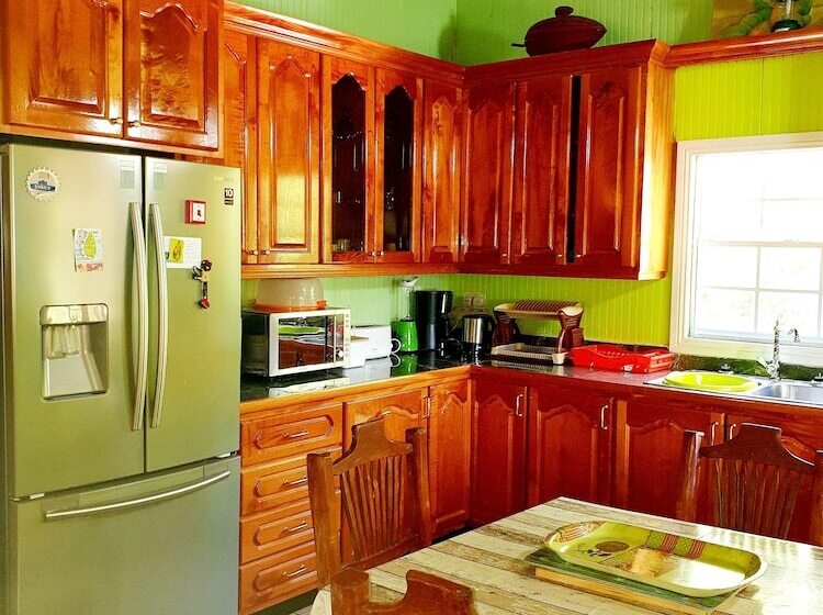 Seawind Cottages