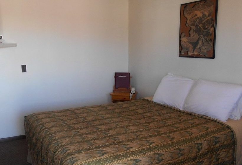 فندق على الطريق Super Saver Inn