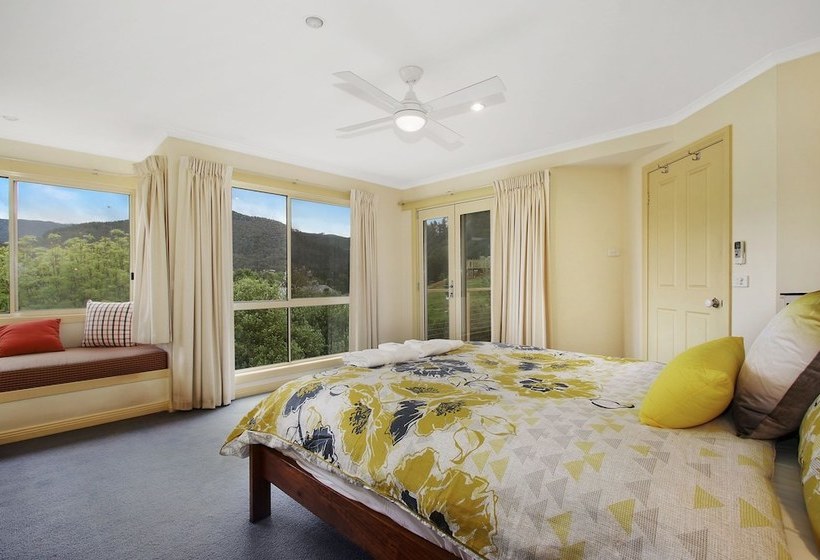 Alpine Vista  Short Walk To Town Centre