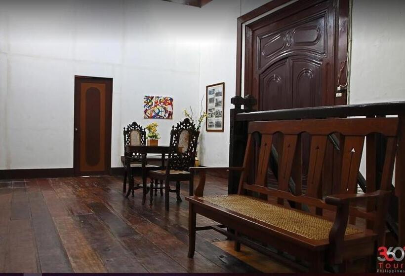 فندق صغير Escolta's Homey Lodge