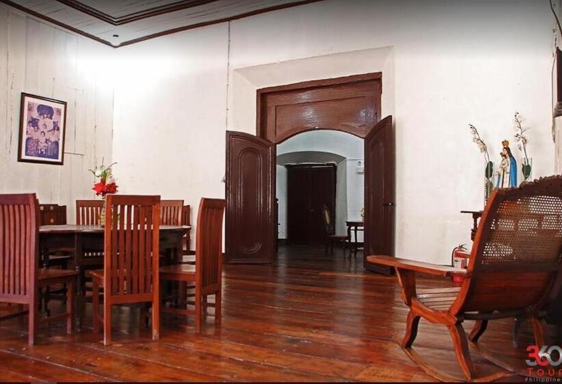 فندق صغير Escolta's Homey Lodge