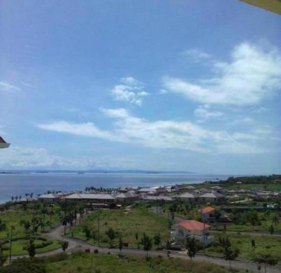 בית מלון כפרי Mactan Island Condo La Mirada Residence , Beach Resort , Large 1 Bedroom , Pools , Ocean Views, Fast