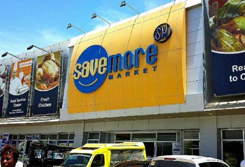 בית מלון כפרי Mactan Island Condo La Mirada Residence , Beach Resort , Large 1 Bedroom , Pools , Ocean Views, Fast