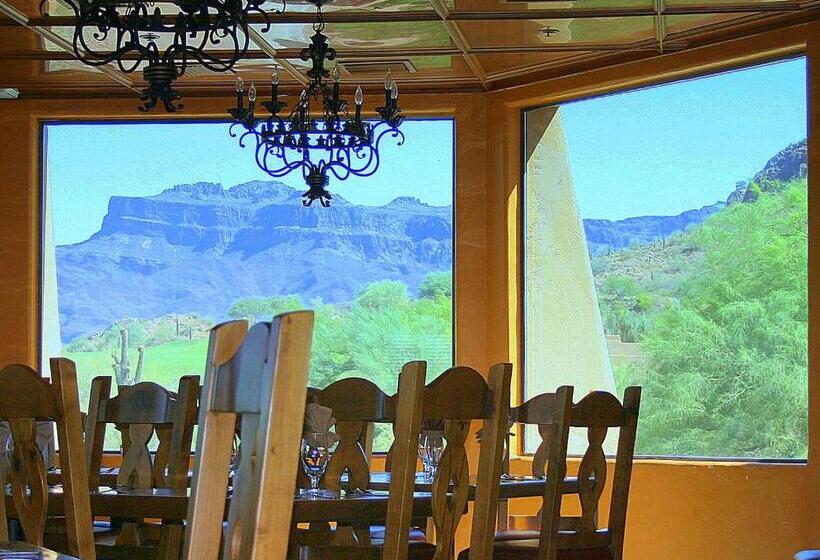 Gold Canyon Golf Resort