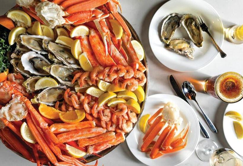 Gold Strike Casino Resort