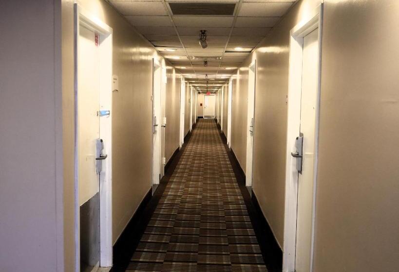 호텔 Copley Inn & Suites, Copley   Akron