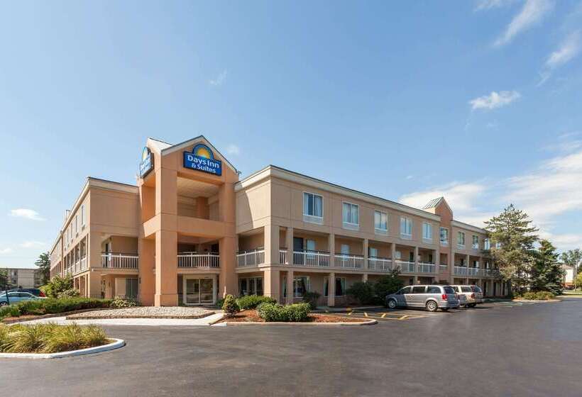 בית מלון כפרי Days Inn & Suites By Wyndham Warren