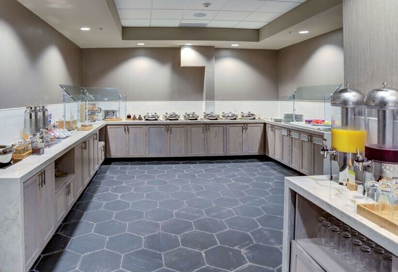 בית מלון כפרי Doubletree By Hilton Harrisonburg