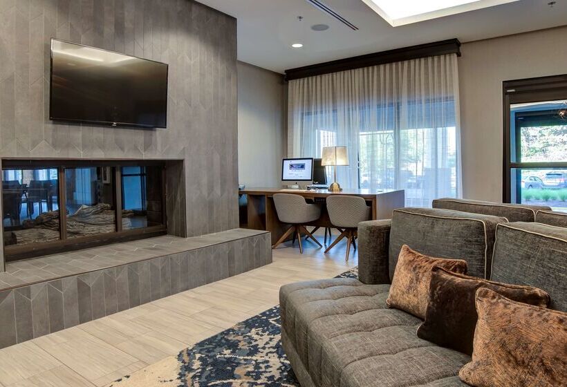 בית מלון כפרי Doubletree By Hilton Harrisonburg