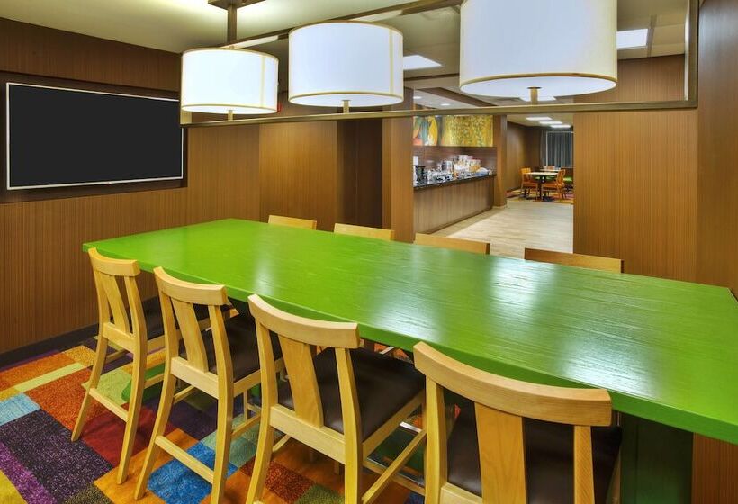 בית מלון כפרי Fairfield Inn Owensboro