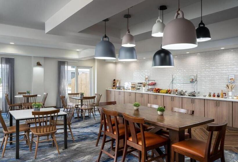 Отель Fairfield Inn And Suites Austin South