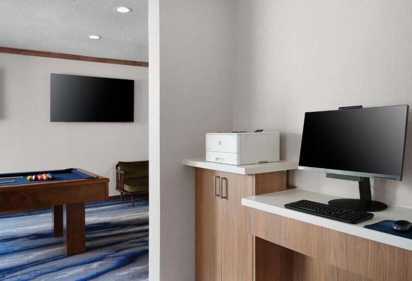 Отель Fairfield Inn And Suites Austin South