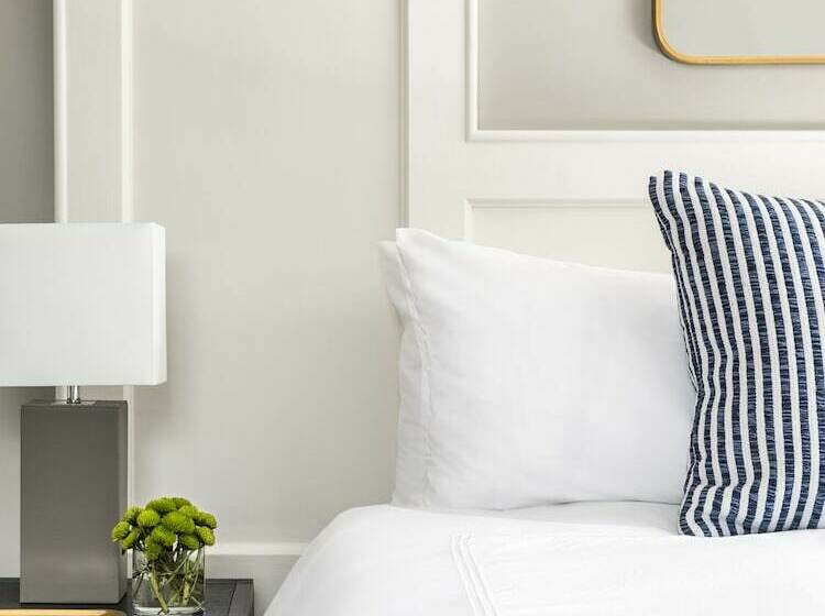 هتل Flag House Inn