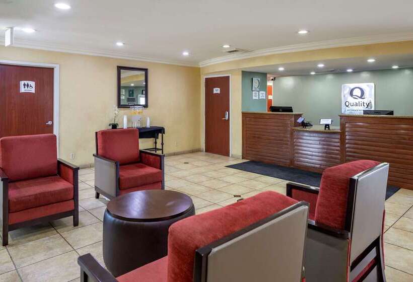 בית מלון כפרי Quality Inn Placentia Anaheim Fullerton