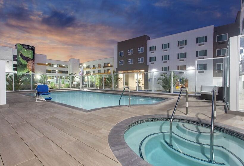 호텔 Wyndham Anaheim