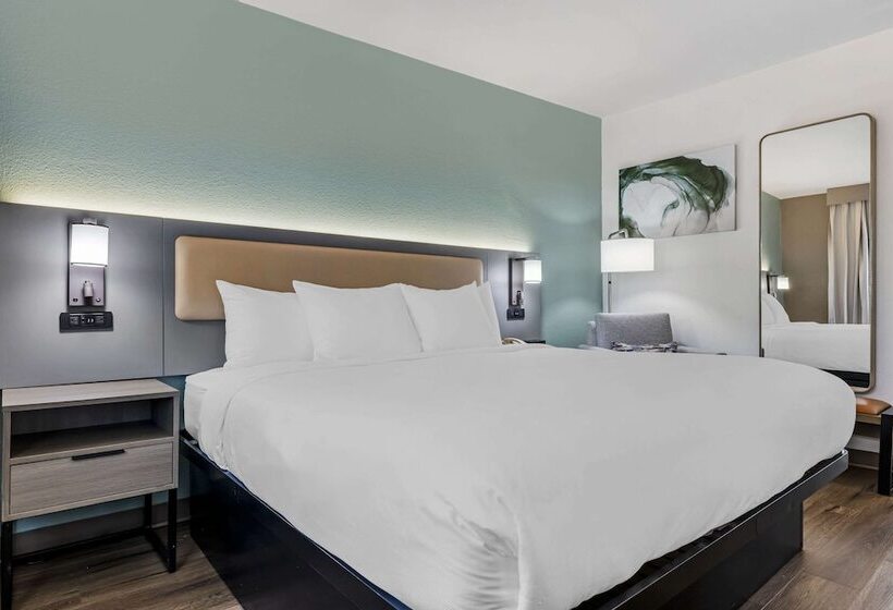 هتل Comfort Inn Sea World Area