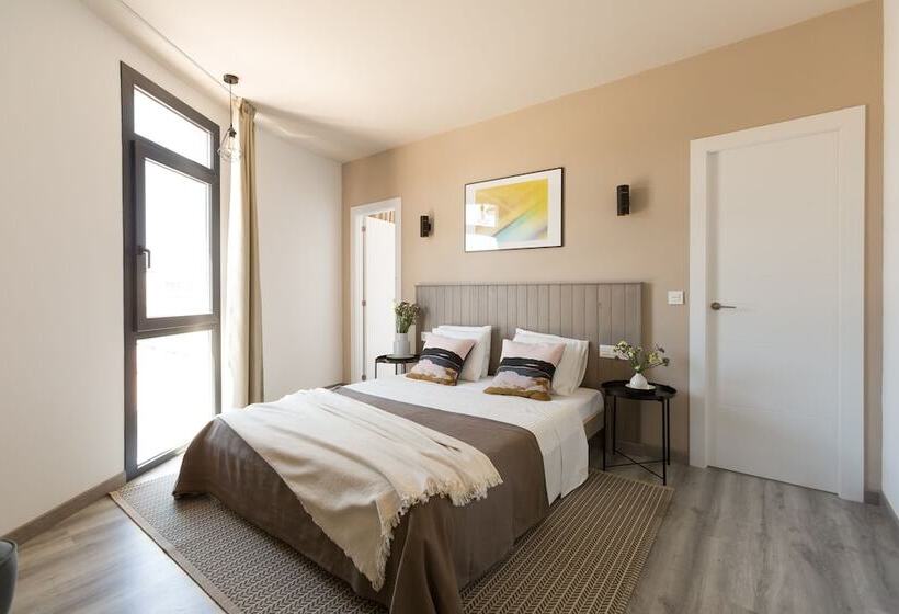 Hostal12
