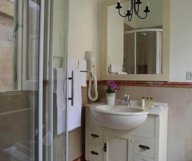 هتل Albergo Ristorante Egadi