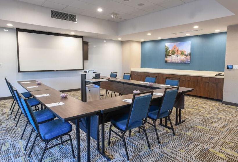 호텔 Hampton Inn & Suites Cincinnati Liberty Township