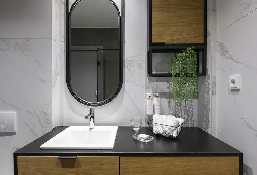 Olvios Luxury Suites