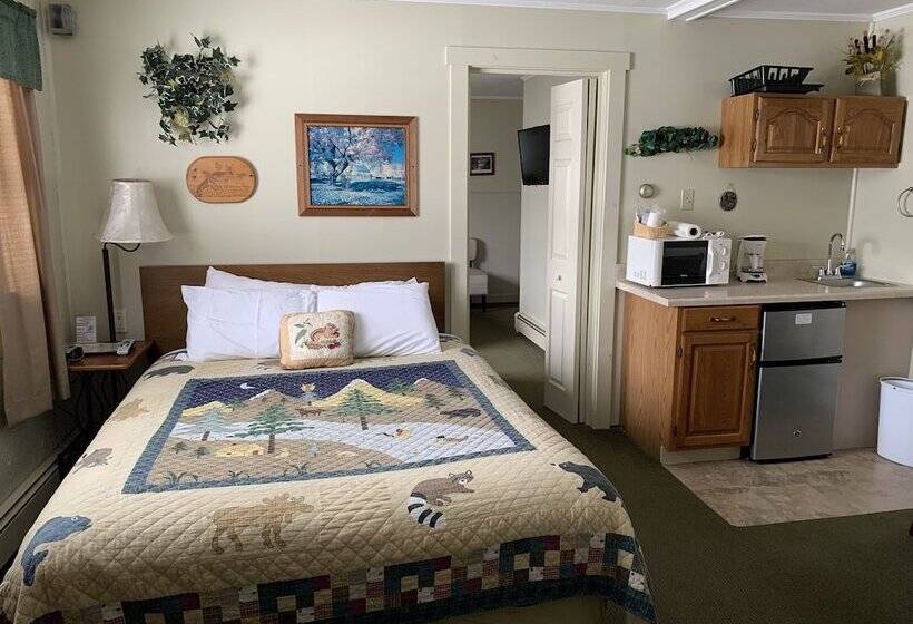 Carrollmotel And Cottages