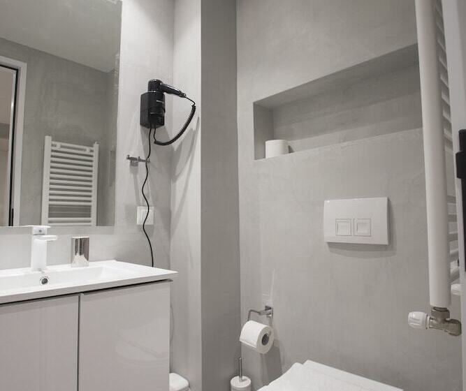 Ornament Suites, Nilie Hospitality Mgmt