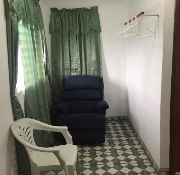 פנסיון Matus Guest House
