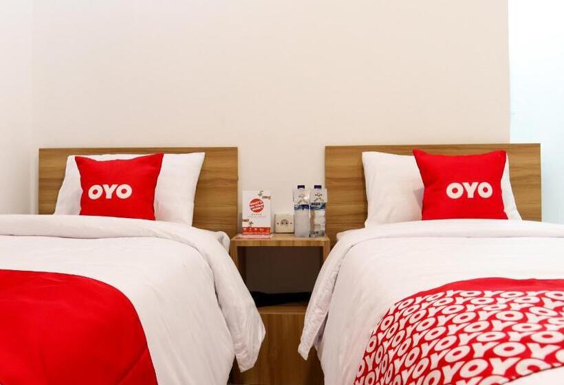 هتل Oyo 1191 Monalisa Residence And Cafe