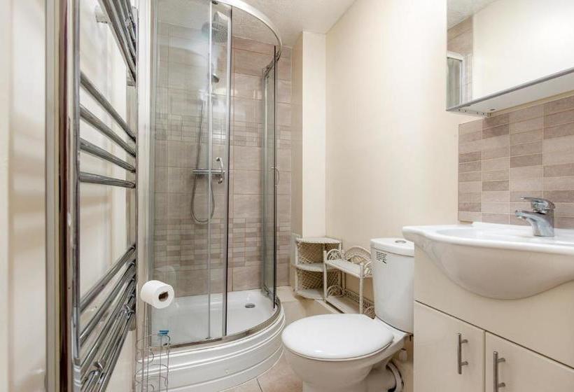 پانسیون Saltwell Street  Deluxe Guest 4