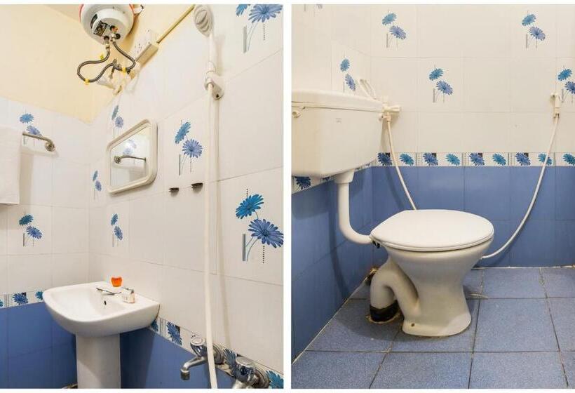 هتل Aahvanam Guest House