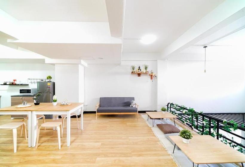Saiyud Hostel