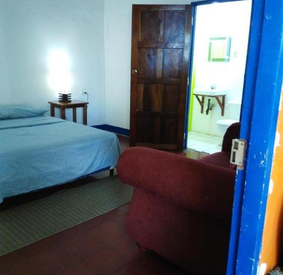 هاستل Tapihouse