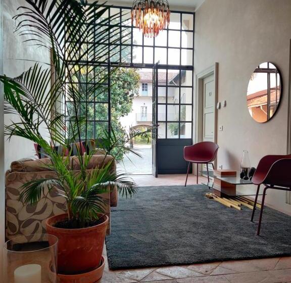 민박 Dandelion Como Suites & Park