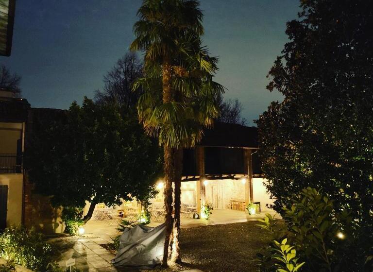 민박 Dandelion Como Suites & Park