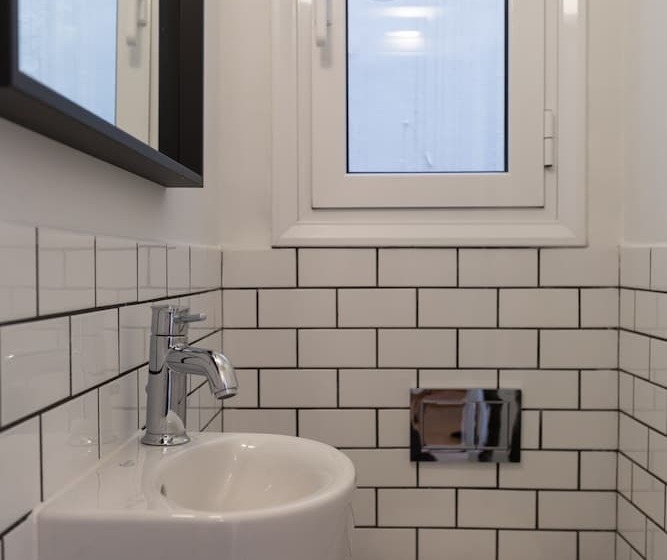 Chic Flat In The Heart Of Athens By Upstreet